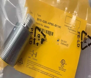 1PC NEW for TURCK Bi10-G30-AP6X-B1141 PROXIMITY SWITCH SENSOR - Picture 1 of 3