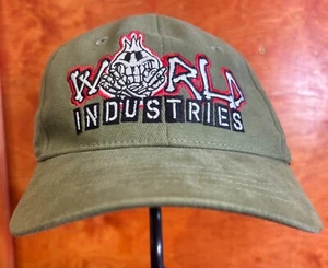 World Industries Vintage Flame Boy Fireskull Olive Green Youth Flexfit Hat - Bild 1 von 4
