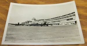 1940s Real Photo Postcard/LE BOURGET AIRPORT, PARIS, FRANCE/WIDE VIEW OF AIRPORT - Bild 1 von 2