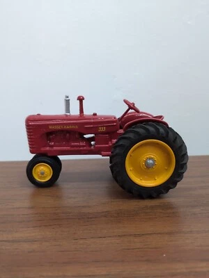 1/16 Farm Toy Scale Models  Massey Harris 333 Tractor - Image 1 of 4