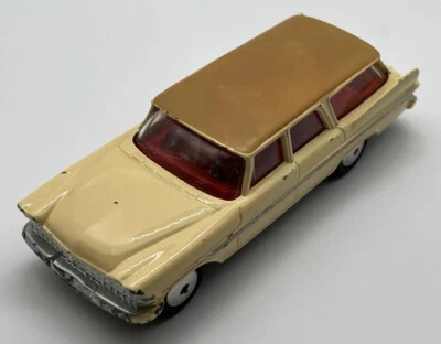 Vintage Corgi Toys Modellauto - Plymouth Sport Suburban Kombi - 1:43 - 60er - Bild 1 von 4