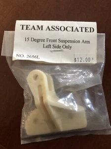 Vintage 1/8 Team Associated RC250/300 Front Arm 15 Degree Left Side RC500 - Picture 1 of 2