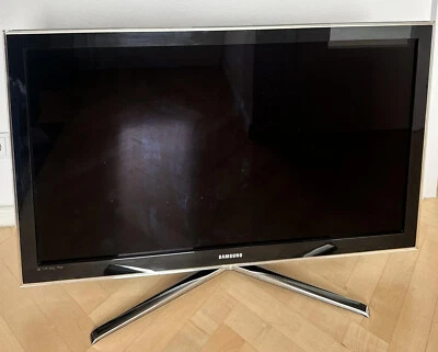 Samsung LE46C750R2Z 116,8 cm (46 Zoll) 3D-ready 1080p HD LCD Internet TV 2011 - Bild 1 von 4