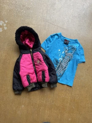 Southpole Bundle 2 Items Puffer 夹克和 Y2K T 恤 2-4 岁儿童 — 第 1/4 张图片