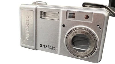 Medion Digitalkamera MD41066 Silber 5.18 MP 37-111 mm Vintage Gebraucht - Bild 1 von 4