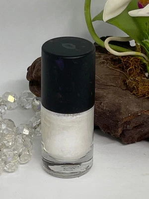 Make Up For Ever Star Lit Liquid Illuminating Liquid Gel - 01 Arctic White - New - Image 1 of 3