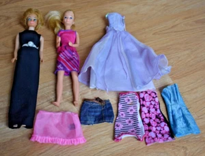 Midge bubble cut and 1978 Skipper with branded clothes Barbie Mattel Vintage lot - Picture 1 of 9