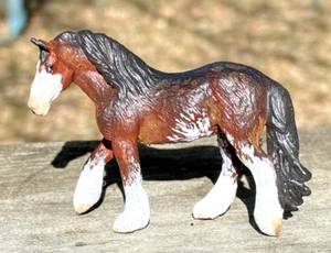 CollectA Micro MiniWalking Shire Personalizado para Bay Sabino - Imagen 1 de 2