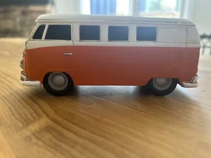 WALT DISNEY Planet Toys HERBIE Fully Loaded PULL-BACK CAR VW Volkswagen Van 2005 - Picture 1 of 6