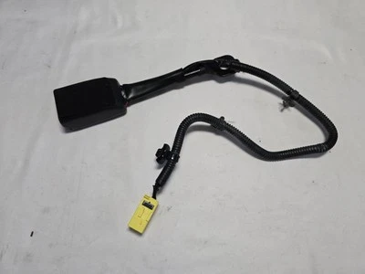 2014 - 2019 Kia Soul Drivers Front Seat Buckle / Latch (OEM) Black - Image 1 of 4
