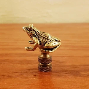 Frog Lamp Finial Shade Topper Retro Detailed Brass Whimsical 1.75" x 1.50"  New - Picture 1 of 10