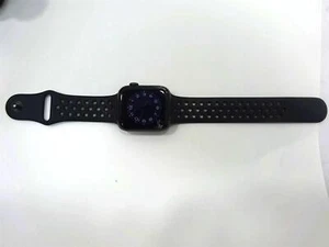 APPLE Watch Series 5 GPS - 44MM aluminiowa obudowa A2093 czarna - Zdjęcie 1 z 5