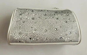 Nuova borsa trucco frizione bianca Steve Madden custodia iPhone strass Cambogia - Foto 1 di 9