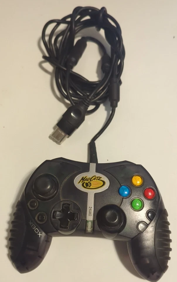 Mad Catz Control Pad Pro 2004 - Model 4526 Black - Original XBox - w/Breakaway - Image 1 of 1