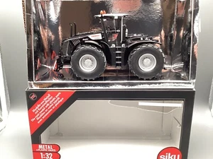 Modellautos 1:32 Siku BlackLine Claas Xerion 5000 Traktor 3271 in OVP - Bild 1 von 4