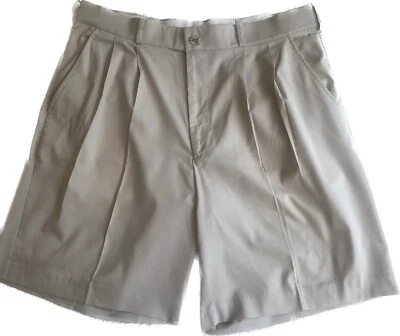 SPORTIF tamanho 34 bronzeado Galápagos curto plissado GOLF CHINO 8,5 bolsos com aba de costura interna - Imagem 1 de 4