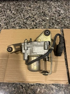 Porsche 944 Cruise Control Servo Unit VDO 944.617.021.00 OEM Germany - Picture 1 of 5
