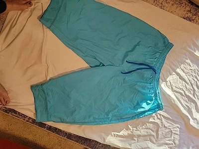 Pantalones capri turquesa Just My Size para mujer talla 46/48 Foto 1 de 4