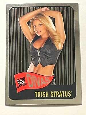 Trish Stratus 2006 Topps WWE Heritage Chrome Diva #60 - Image 1 of 2