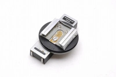 Hasselblad Adjustable Flash Shoe 43125 for 500 Series From JAPAN #278 - Image 1 of 4