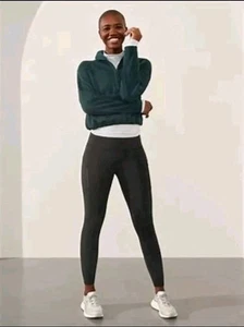NEW Athleta Rainier Tight Black PM PETITE MEDIUM #487775 - Picture 1 of 3