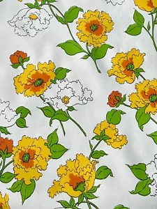 Vintage Vinyl Roll 7 YARDS 60’s 70's Oil Cloth Flower Power Floral Retro Crafts - Picture 1 of 6