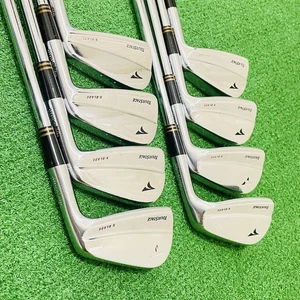 BRIDGESTONE TOURSTAGE X-BLADE 8 Irons Set DG S200 3-9I.P - Picture 1 of 8