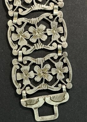 Unikat Antik Jugendstil Armband L~17,5cm Handarbeit Blumen silberfarbenes Metall - Bild 1 von 4