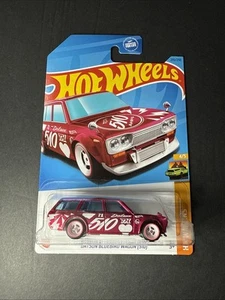 Hot Wheels 2023 Super Treasure Hunt Datsun Bluebird Wagon 510 STH mit Protector - Bild 1 von 3