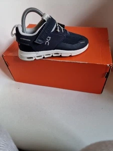 On Clouds Kids Trainers Size Uk 11 Eu 29 Blue Sneakers Shoes - Picture 1 of 7