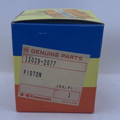 KAWASAKI JET SKI 1986-1990 JS550 550 SX NEW OEM STANDARD PISTON 13001-2094 - Image 1 of 4