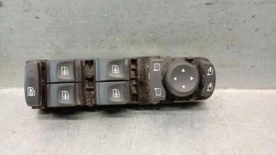 809610017R commande léve-glace avant gauche pour RENAULT MEGANE III GRANDTOUR - Photo 1/2