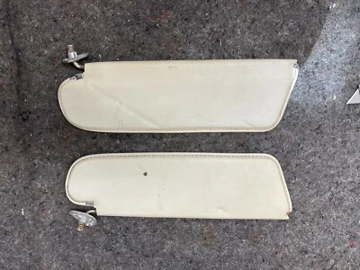 1977 CHRYSLER CORDOBA DODGE CHARGER SUN VISORS VERY NICE ORIGINAL PIECES OEM 77 - Image 1 of 4