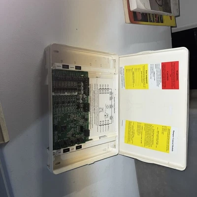 Carrier Bryant Evolution SYSTXBB4ZC01 4/8 Zone Damper Control Module Board - Image 1 of 4