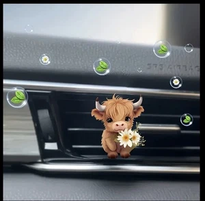 2X Highland Cow Car Air Freshener - Cute Acrylic Vent Clip with Floral Design - Picture 1 of 6