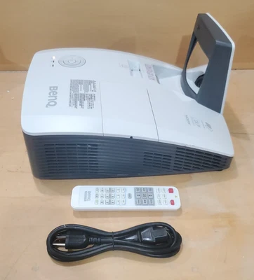 Mando a distancia para proyector BenQ MW855UST ultra corto alcance 3500 lúmenes WXGA 3D DLP - 3473 horas Foto 1 de 4