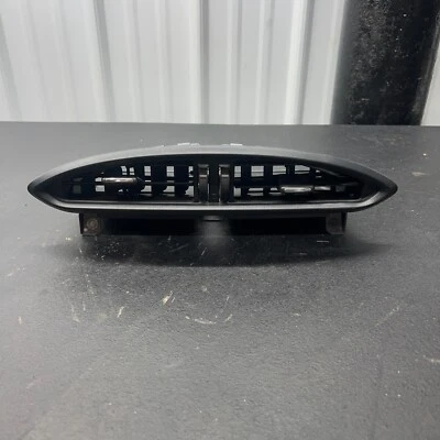 Subaru BRZ 2017 OEM TABLERO CENTRAL TABLERO VENTILACIÓN MOLDURA Foto 1 de 4