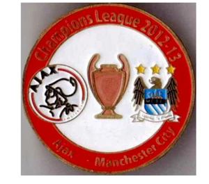 football soccer pin badge Ajax Netherlands -Manchester City England 2012-2013 #1 - Picture 1 of 1