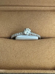 Diamond Ring : 14K Solid Gold Solitaire Damond Ring GIA Certificate - Picture 1 of 4