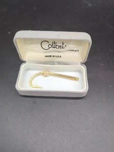 Barra de clip de corbata vintage Colibri EE. UU. boca grande pez tono dorado con caja - Imagen 1 de 3