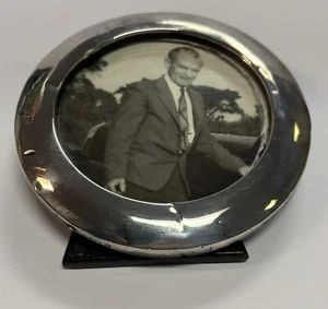 Vintage Round Silver Hallmarked Photo Frame Birmingham 1911. Diameter 11 cm - Picture 1 of 5