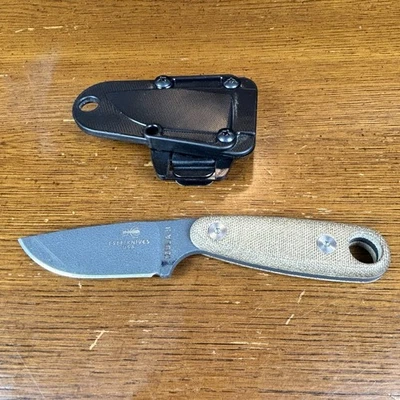 Cuchillos ESEE Izula II,1095 acero al carbono, funda de plástico con clip Foto 1 de 4