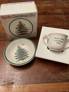 Vintage NOS Spode Christmas Tree Baby's First Christmas Set 2 Handle Mug & Bowl - Picture 1 of 9