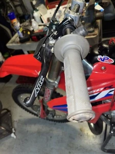 Rental 722 Handle Bars - Picture 1 of 4