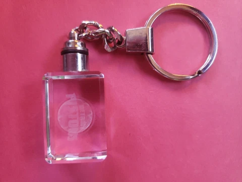Rare Detroit Pistons key chain Cover