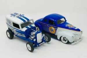 Two Piece Set Kentucky Wildcats 1932 Ford/1940 Ford Coupe Diecast - Picture 1 of 4