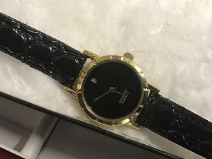 Reloj para dama con correa de cuero y diamantes genuinos de cuarzo - Imagen 1 de 6