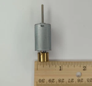 New HO HOn3 High Torque Loco Re-Power Motor 12V DC DCC Metal Bearings Flywheel - Picture 1 of 4