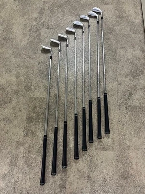 (Titleist) iron set 8 piece MB 712 Forged FLEX-X 3/4/5/6/7/8/9/P Golf Clubs Used - Image 1 of 4