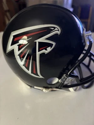 Mini capacete de futebol americano NFL Riddell SPEED Revolution Atlanta Falcons sem caixa - Imagem 1 de 4